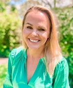 Natalie Murray headshot