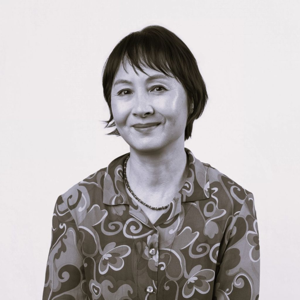 Grace Yee Headshot